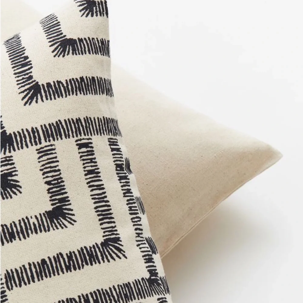 New West Elm (Set of 2) Black & White Abstract Throw Pillow Cover Case 20